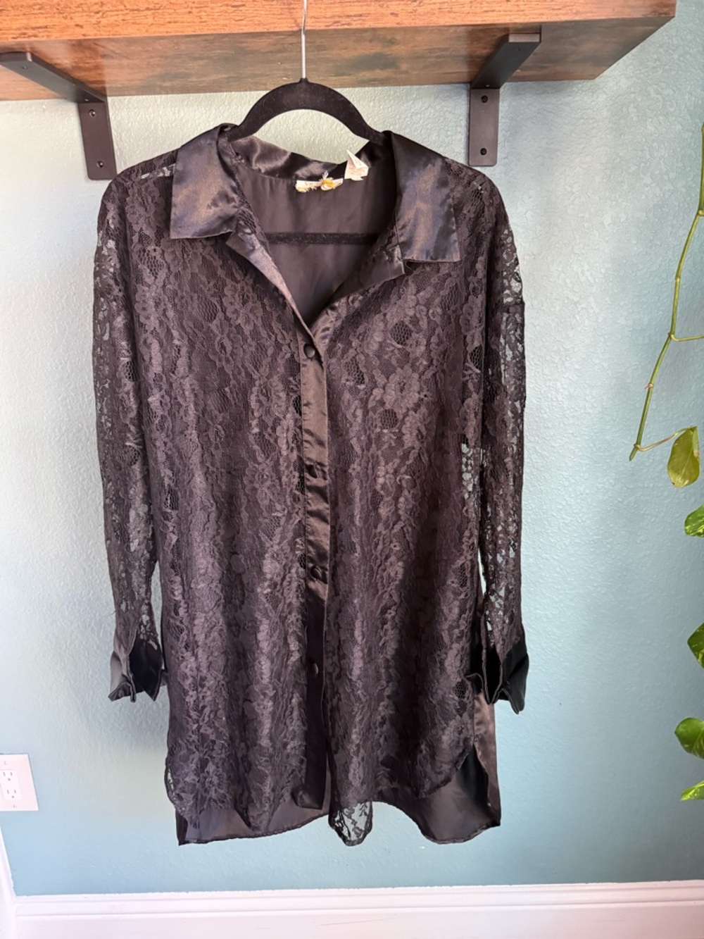 Vintage Victoria’s Secret Gold Label Black Lace Satin Button Front Nightgown